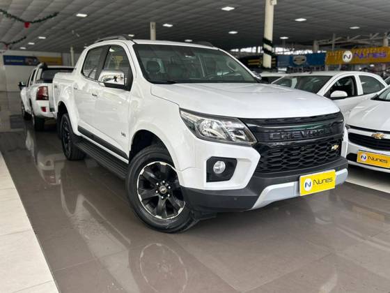 CHEVROLET S10 2.8 16V TURBO DIESEL HIGH COUNTRY CD 4X4 AUTOMÁTICO